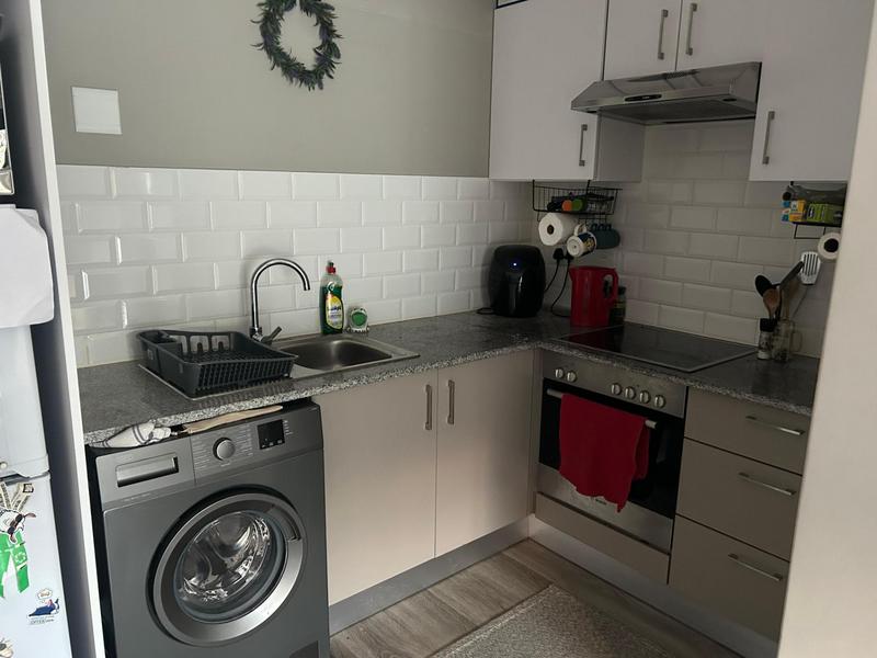 To Let 2 Bedroom Property for Rent in Rondebosch Western Cape